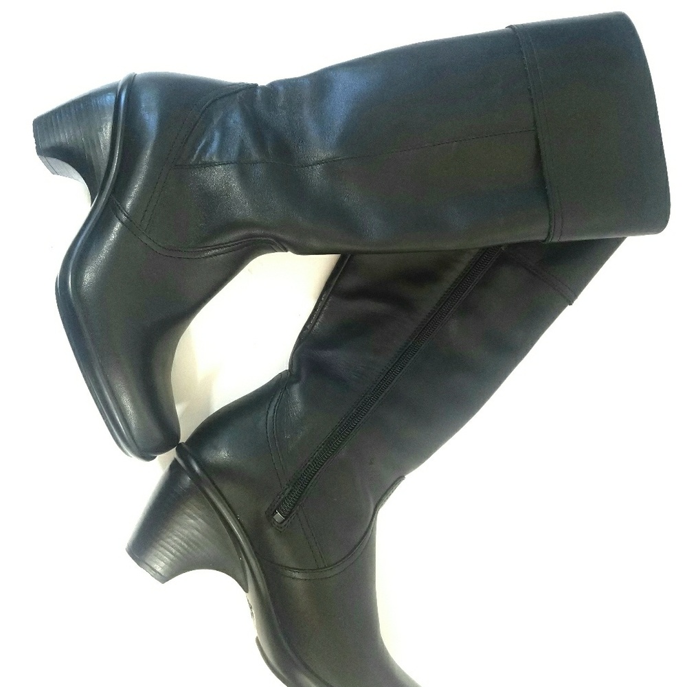 Dansko leather boots Sz 36